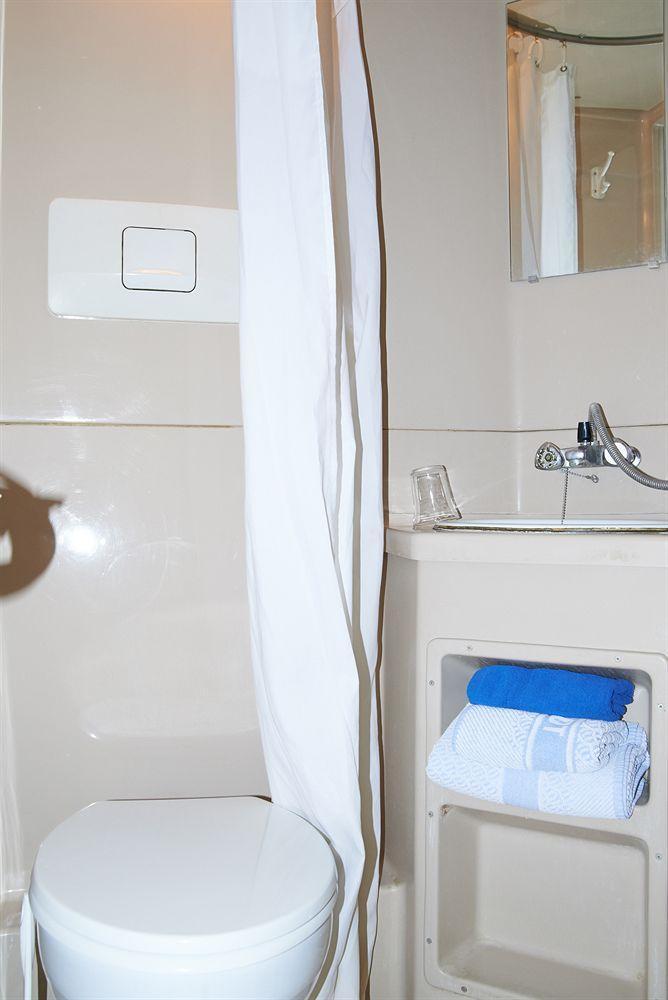 Hotel Maillot Neuilly-sur-Seine Exterior photo